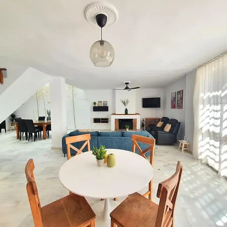 Gran Casa Luminosa Con Jardin Privado *